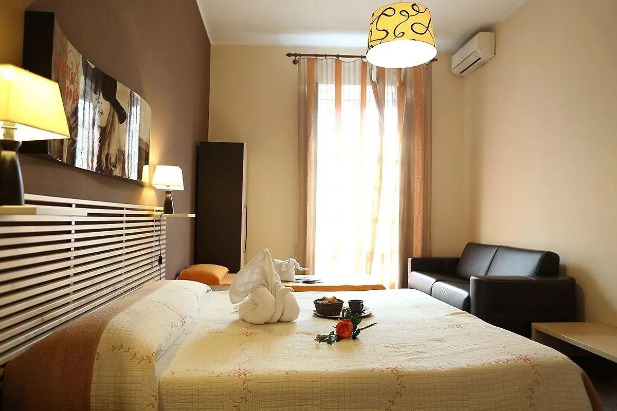 Le 3 B Bed and Breakfast Κατάνια